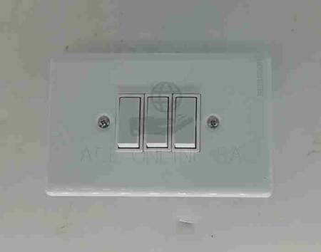 Picture of RED A-M03(S) 3 lever wall switch stee/1*96